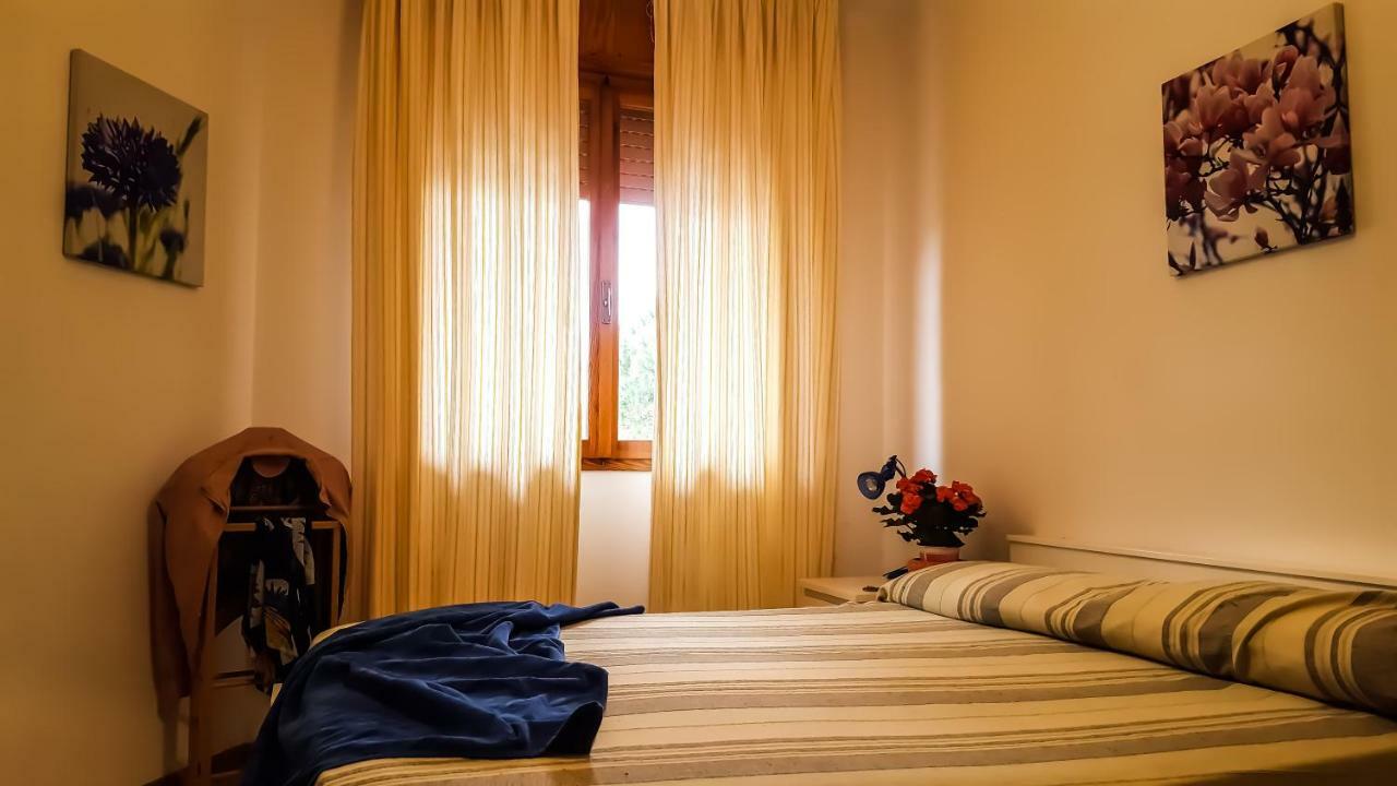 Condominio Moschettieri ビビオーネ エクステリア 写真
