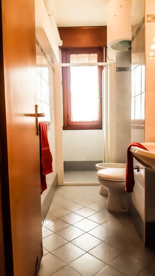 Condominio Moschettieri ビビオーネ エクステリア 写真
