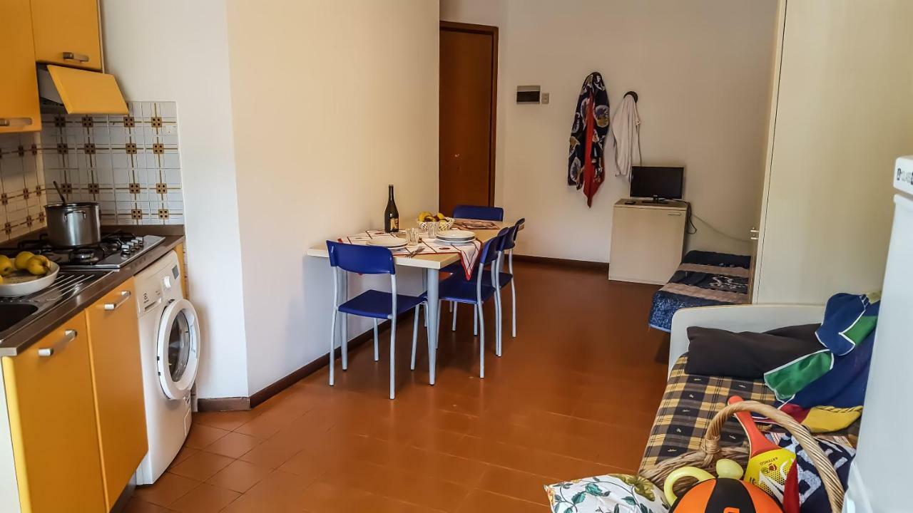Condominio Moschettieri ビビオーネ エクステリア 写真